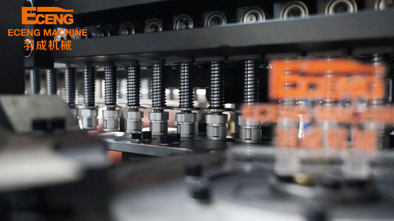 4 Полностью автоматическая машина для изготовления бутылок для домашних животных