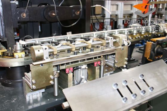 Производство 3900KG бутылки машины простирания ЛЮБИМЦА ISO SGS дуя пластиковое